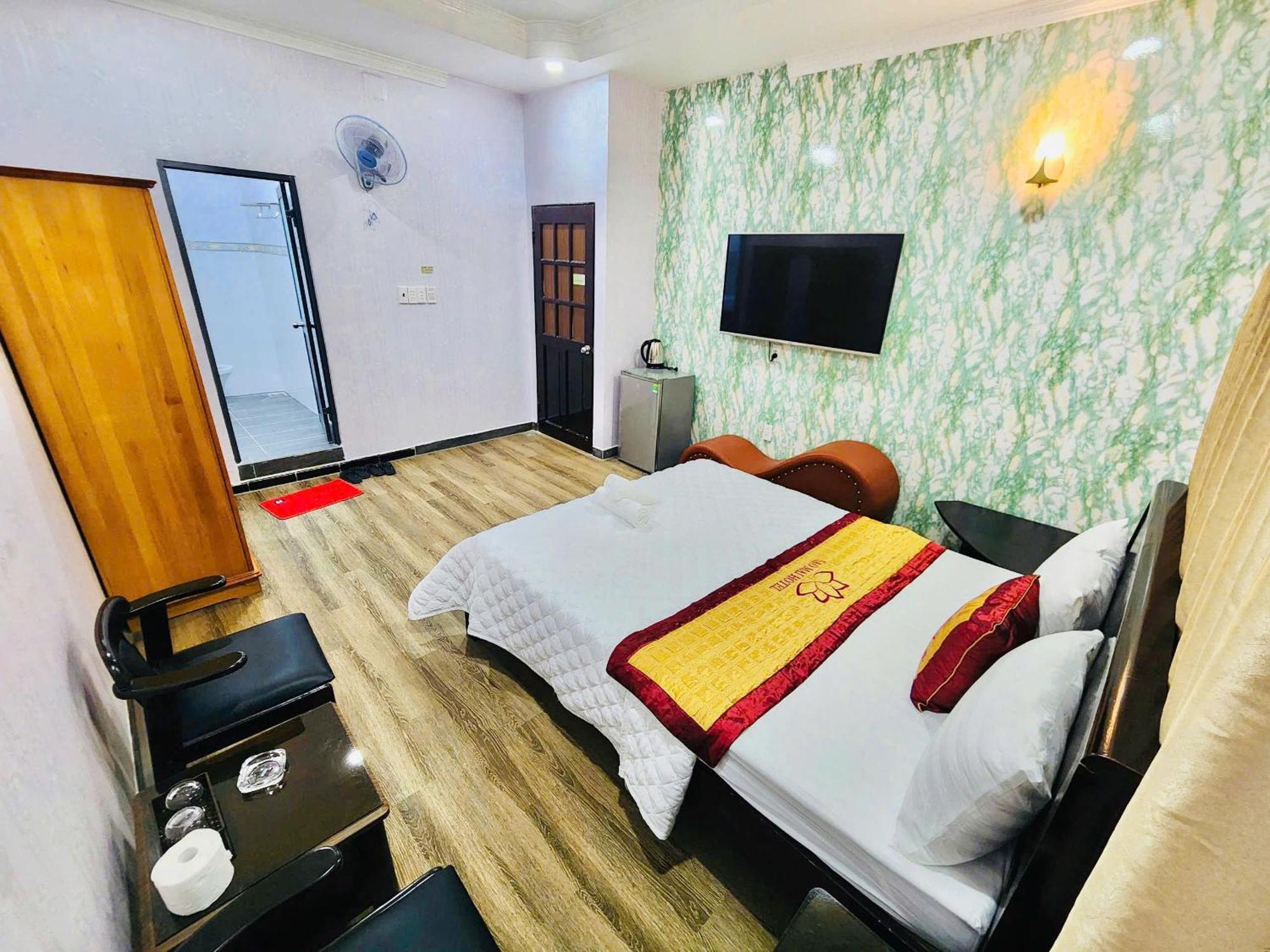 Khach San Sao Mai Hotel Bandar Ho Chi Minh Luaran gambar